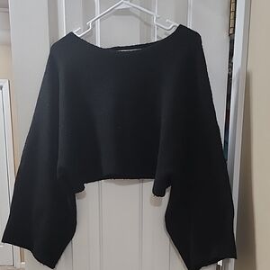 Zara Black Cropped Scoop Neck Sweater